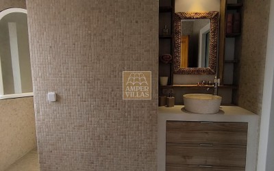  Fantástica villa con vistas panorámicas al mar.